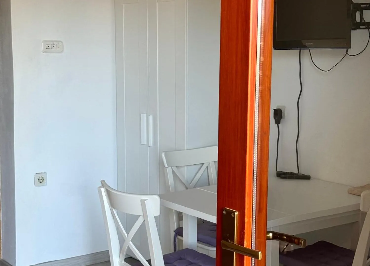 Apartmani Jovic 2 Mali Losinj 0*,  Croatia